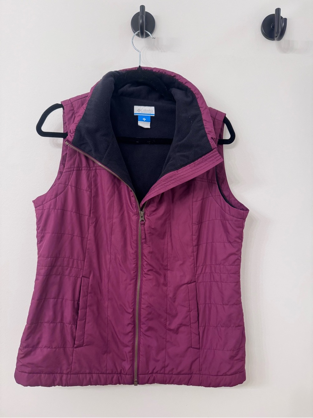Columbia vest
